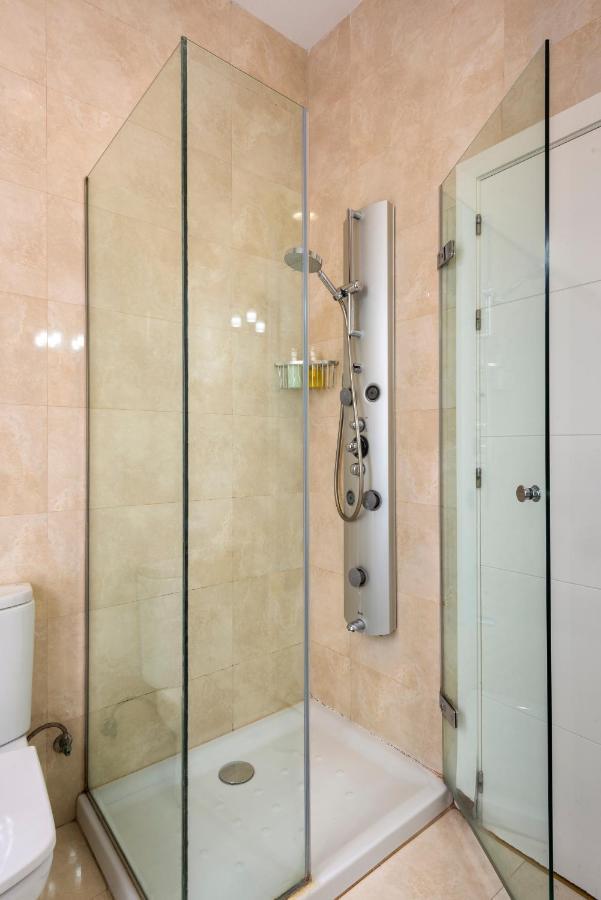 Cathedral Apartment, First Floor إشبيلية المظهر الخارجي الصورة